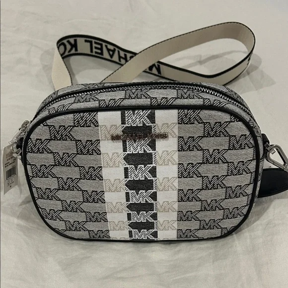 Michael Kors Monogram Black and Gray Belt Bag - Picture 2 of 5